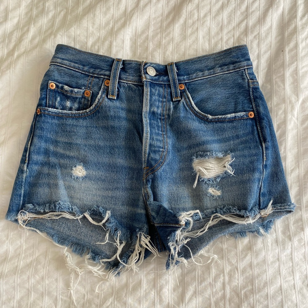 501 Levi Jean shorts - tag inside has been removed but they fit like a 25